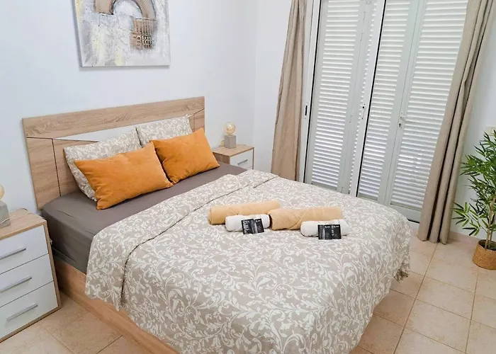 Appartamento Residencial La Pineda & Anet