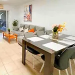 Residencial La Pineda & Anet Apartment *